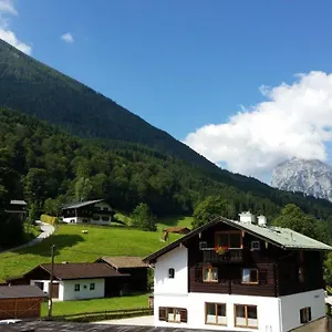 https://haus-malerwinkl.com-bavaria.com